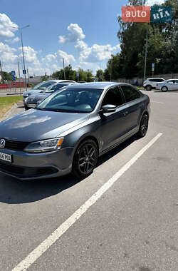 Седан Volkswagen Jetta 2014 в 