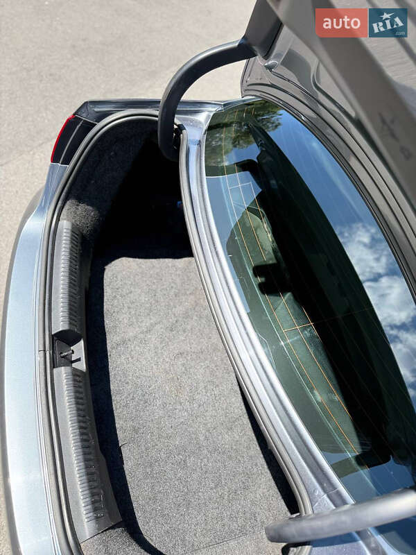 Седан Volkswagen Jetta 2014 в Вінниці