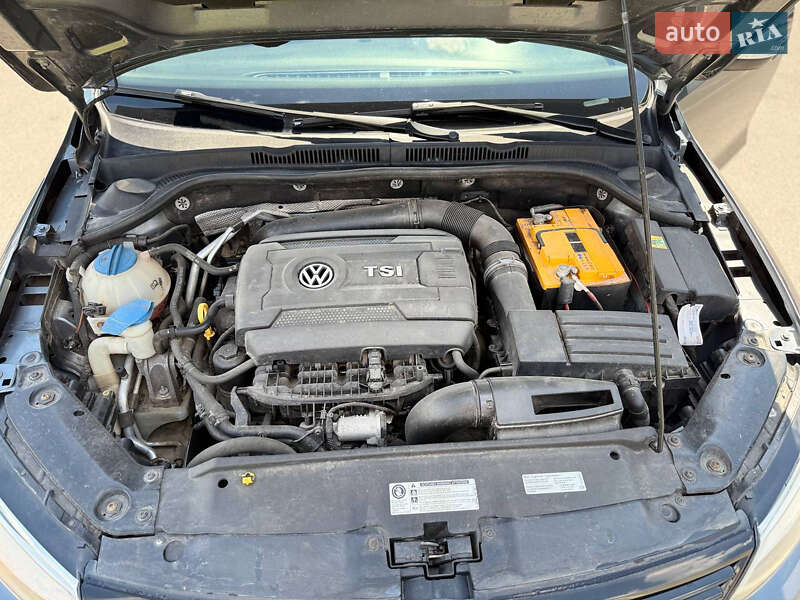 Седан Volkswagen Jetta 2014 в Вінниці
