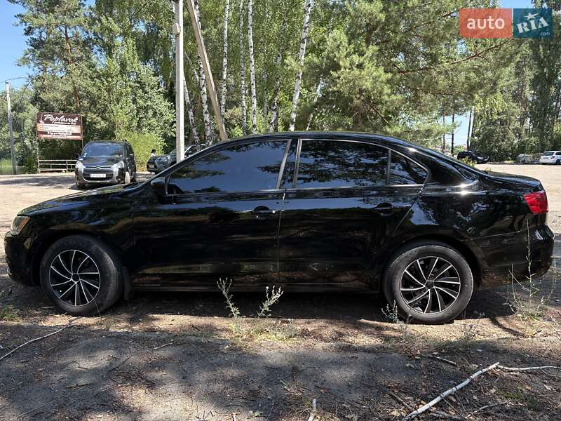 Седан Volkswagen Jetta 2012 в Черкасах