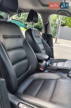Седан Volkswagen Jetta 2013 в 