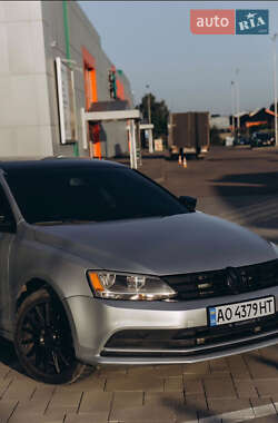 Седан Volkswagen Jetta 2016 в Тячеве