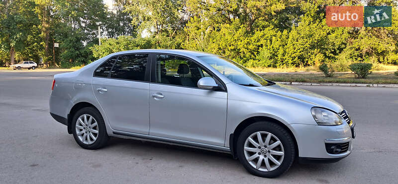 Седан Volkswagen Jetta 2008 в Желтых Водах