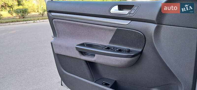 Седан Volkswagen Jetta 2008 в Желтых Водах