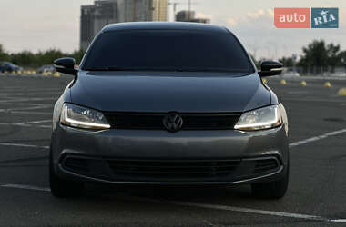 Volkswagen Jetta 2012