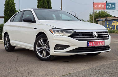 Седан Volkswagen Jetta 2019 в Сумах