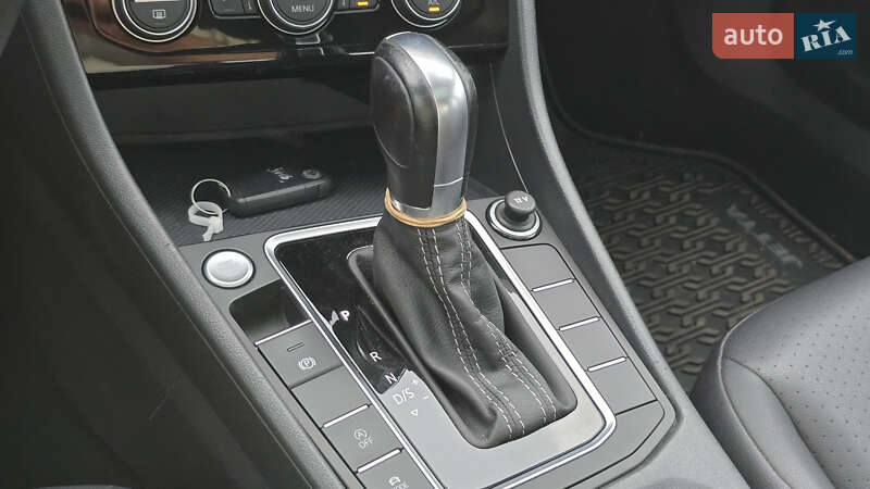 Седан Volkswagen Jetta 2019 в Сумах