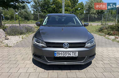 Седан Volkswagen Jetta 2012 в Одессе