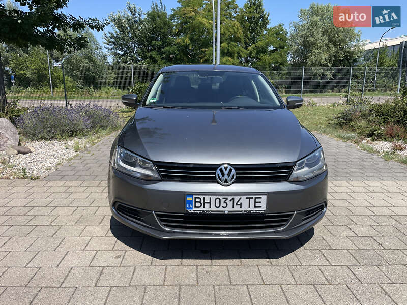 Volkswagen Jetta 2012