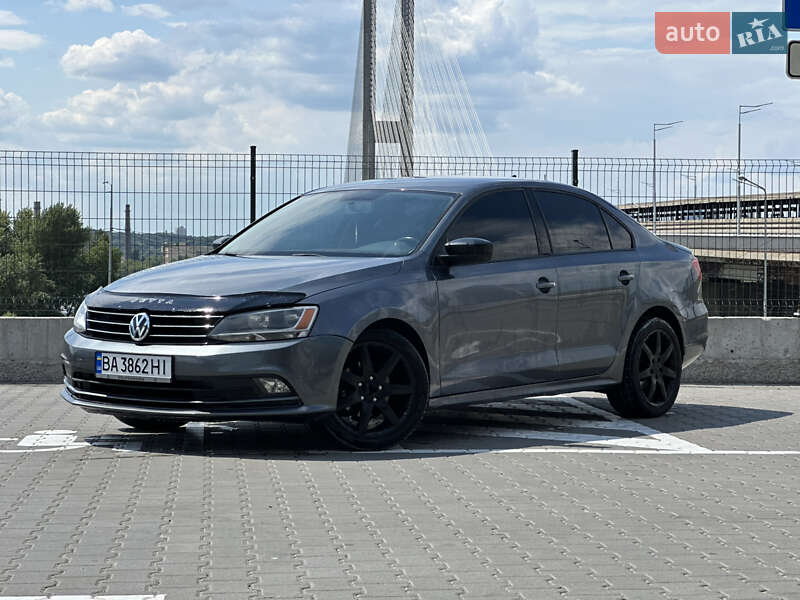 Volkswagen Jetta 2015