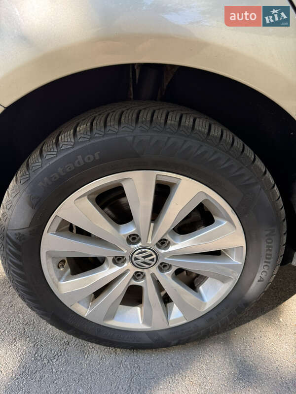 Седан Volkswagen Jetta 2008 в Киеве