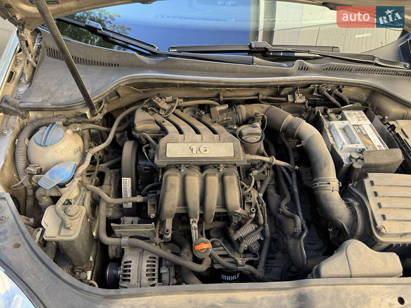 Седан Volkswagen Jetta 2008 в Киеве
