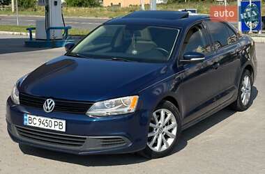 Седан Volkswagen Jetta 2012 в Хмельницком