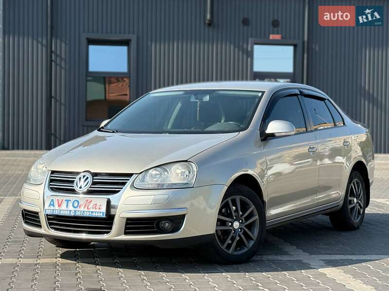 Седан Volkswagen Jetta 2008 в Кривом Роге