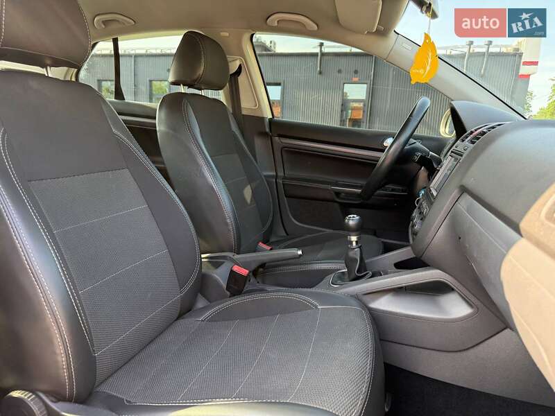 Седан Volkswagen Jetta 2008 в Кривом Роге