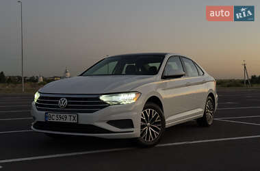 Седан Volkswagen Jetta 2020 в Львове