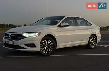 Седан Volkswagen Jetta 2020 в 