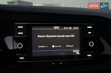 Седан Volkswagen Jetta 2020 в 