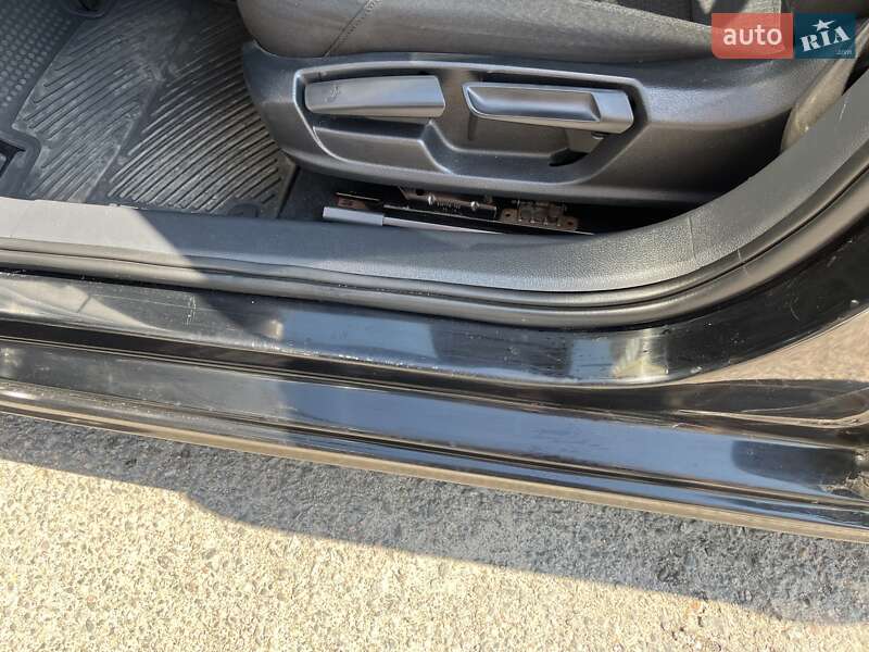 Седан Volkswagen Jetta 2015 в Черкассах