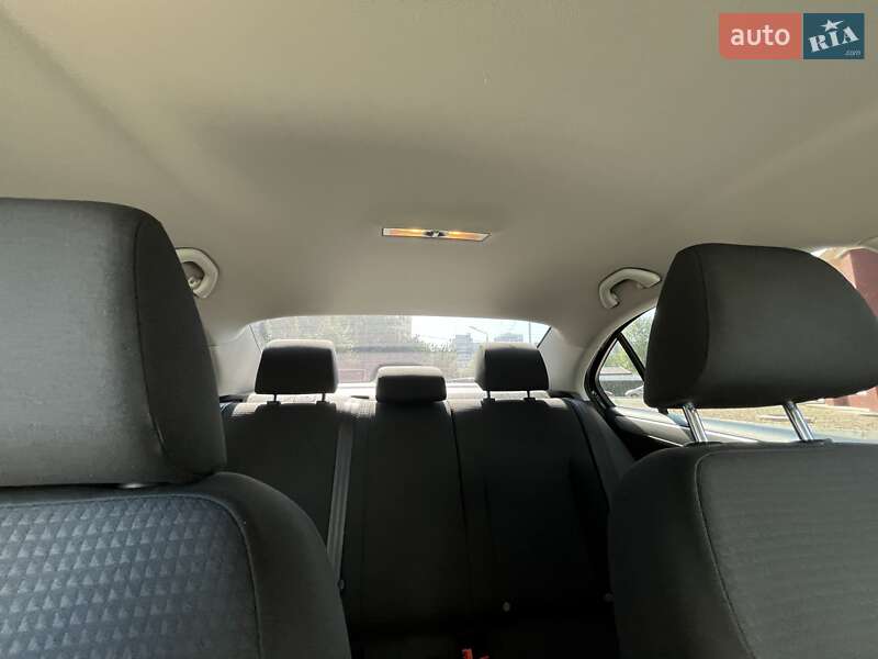 Седан Volkswagen Jetta 2015 в Черкассах