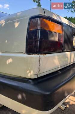 Седан Volkswagen Jetta 1990 в Варве