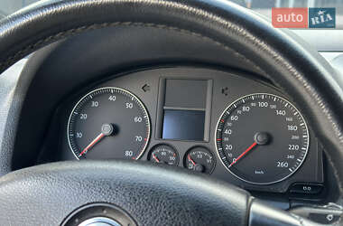 Седан Volkswagen Jetta 2006 в 