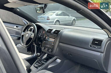 Седан Volkswagen Jetta 2006 в 