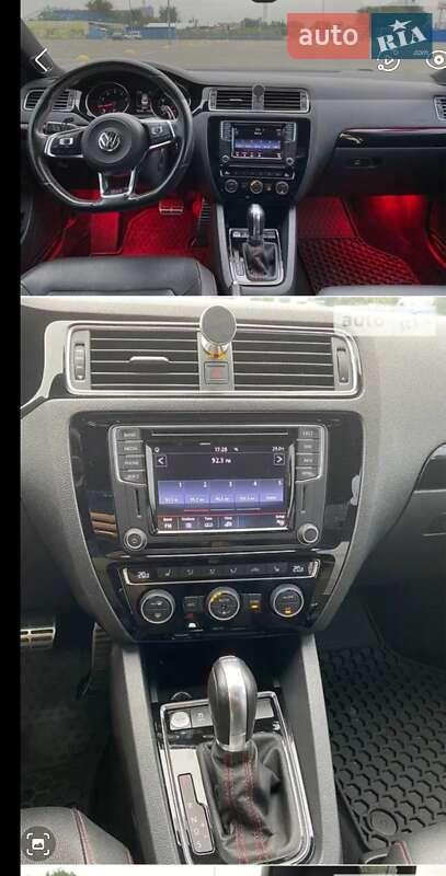 Седан Volkswagen Jetta 2016 в Киеве