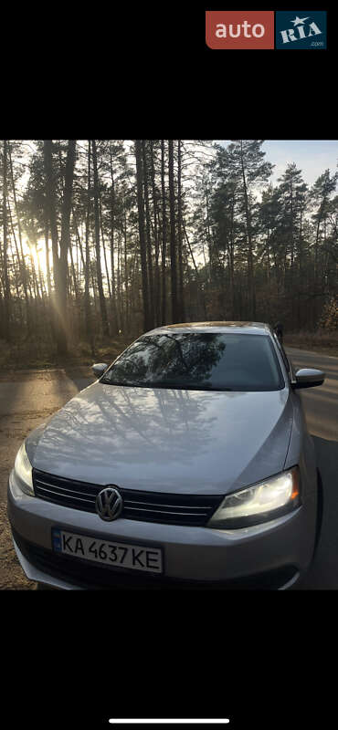 Седан Volkswagen Jetta 2010 в Борисполі