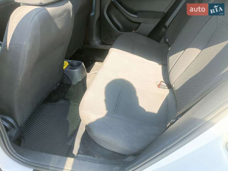 Седан Volkswagen Jetta 2012 в Василькове
