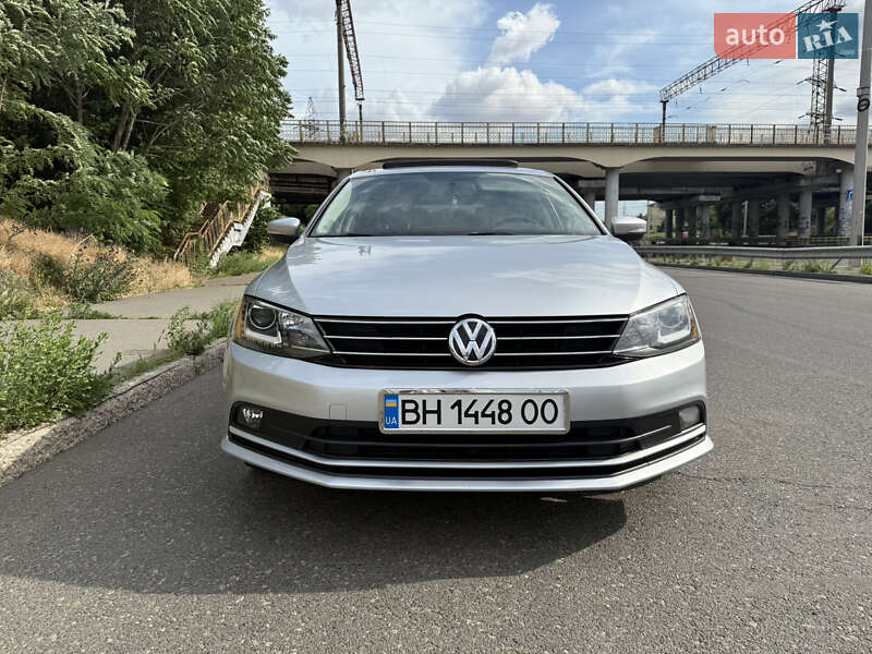 Седан Volkswagen Jetta 2015 в Одессе