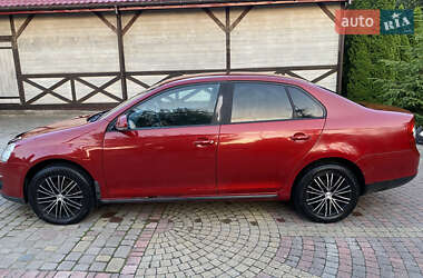 Седан Volkswagen Jetta 2008 в 