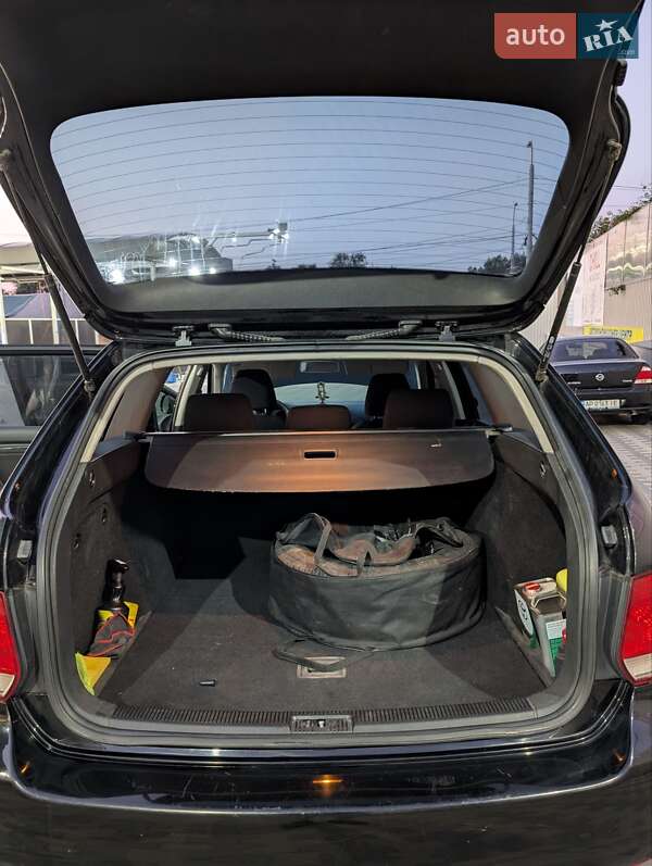 Седан Volkswagen Jetta 2012 в Запорожье