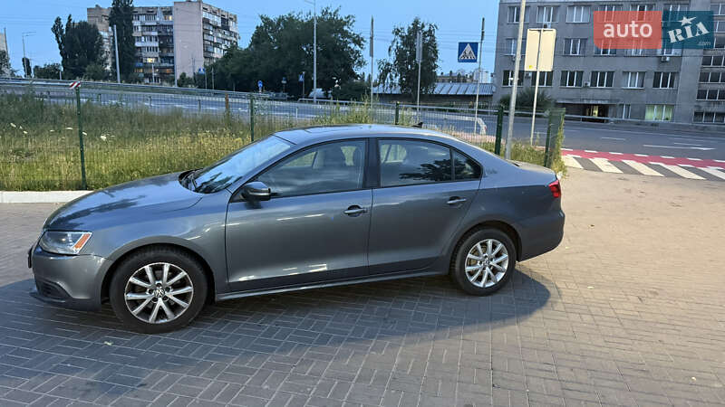 Седан Volkswagen Jetta 2011 в Києві