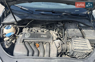 Седан Volkswagen Jetta 2006 в 