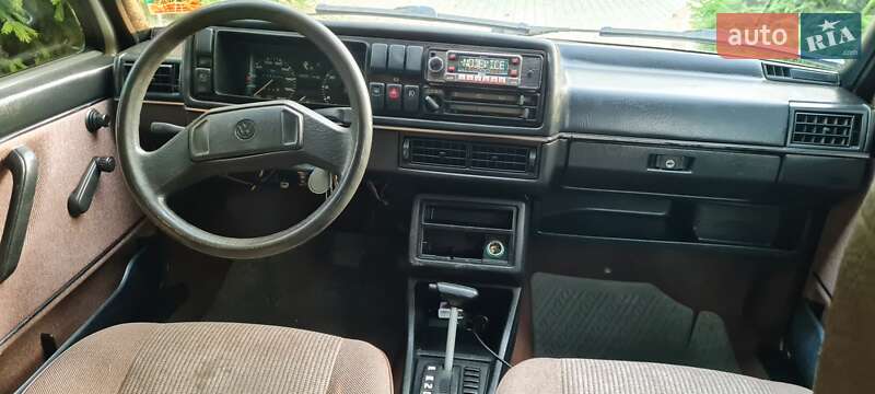 Седан Volkswagen Jetta 1984 в Ратным