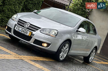 Седан Volkswagen Jetta 2006 в Бучаче