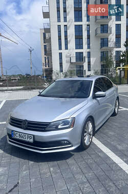 Седан Volkswagen Jetta 2016 в Пустомитах
