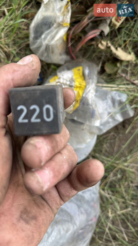 Седан Volkswagen Jetta 1988 в Радехові