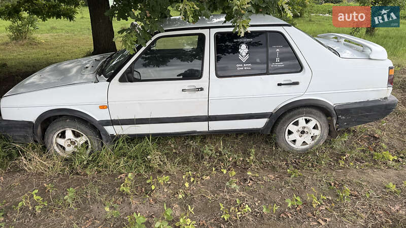 Седан Volkswagen Jetta 1988 в Радехові