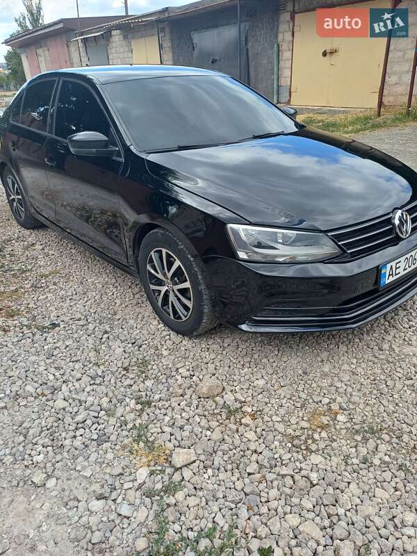 Седан Volkswagen Jetta 2015 в Кривом Роге