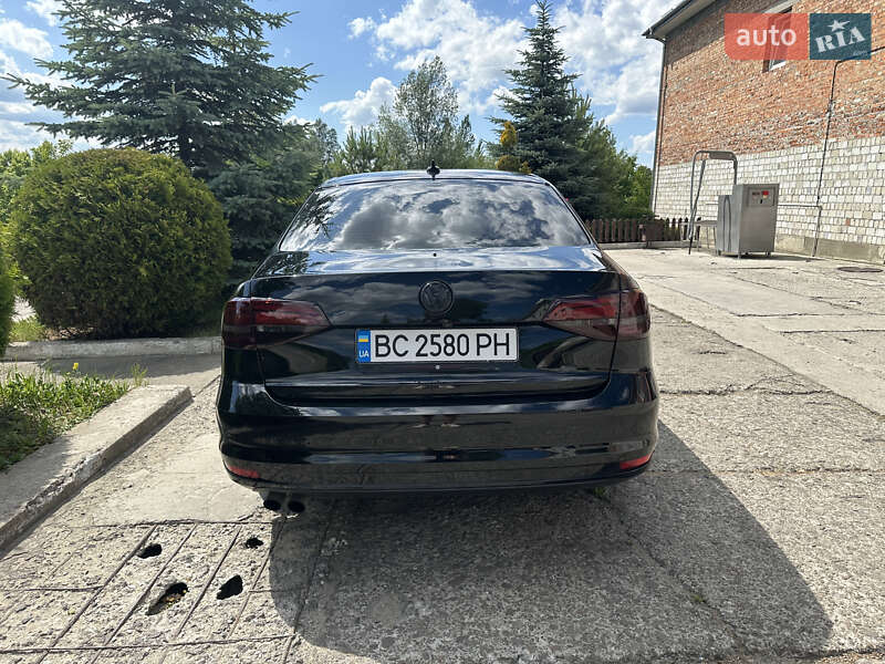 Седан Volkswagen Jetta 2017 в Новом Роздоле