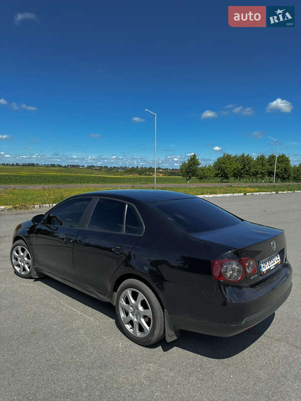 Седан Volkswagen Jetta 2009 в Софіївській Борщагівці