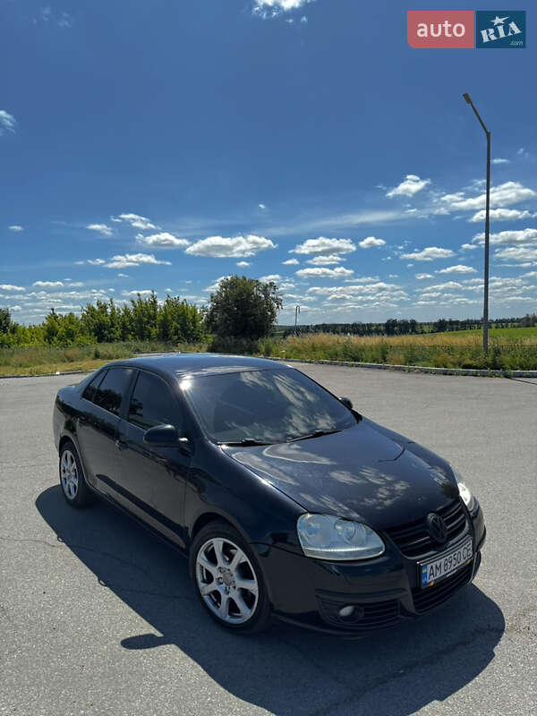 Седан Volkswagen Jetta 2009 в Софіївській Борщагівці