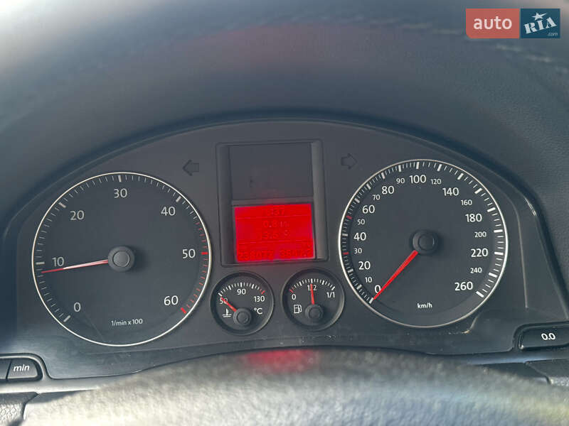 Седан Volkswagen Jetta 2009 в Софіївській Борщагівці