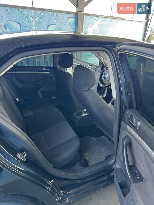Седан Volkswagen Jetta 2009 в Софіївській Борщагівці