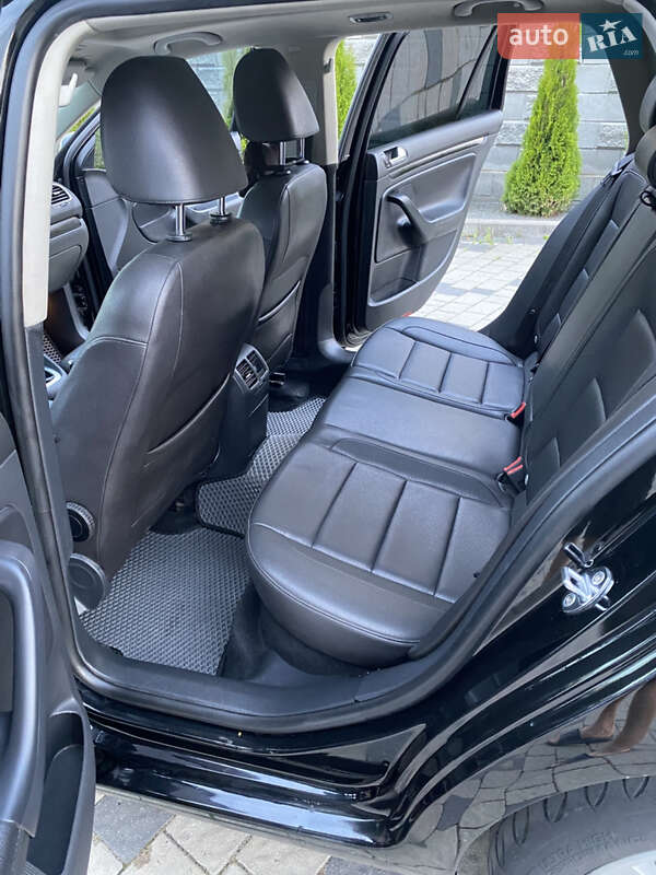 Универсал Volkswagen Jetta 2014 в Ровно
