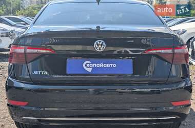 Седан Volkswagen Jetta 2019 в 