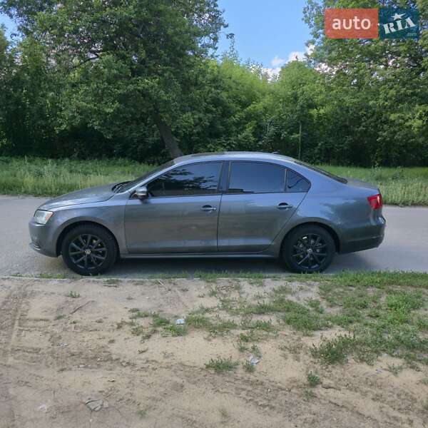 Седан Volkswagen Jetta 2011 в Харькове
