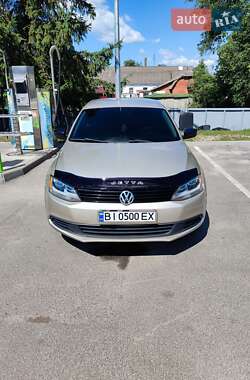 Седан Volkswagen Jetta 2012 в Лубнах
